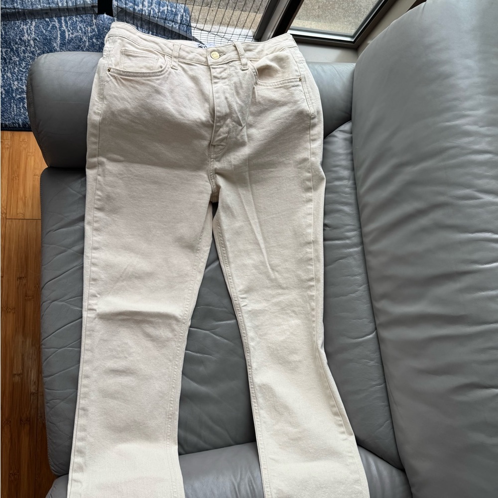 Zara Cream Straight Leg Jeans with Classic Denim Texture